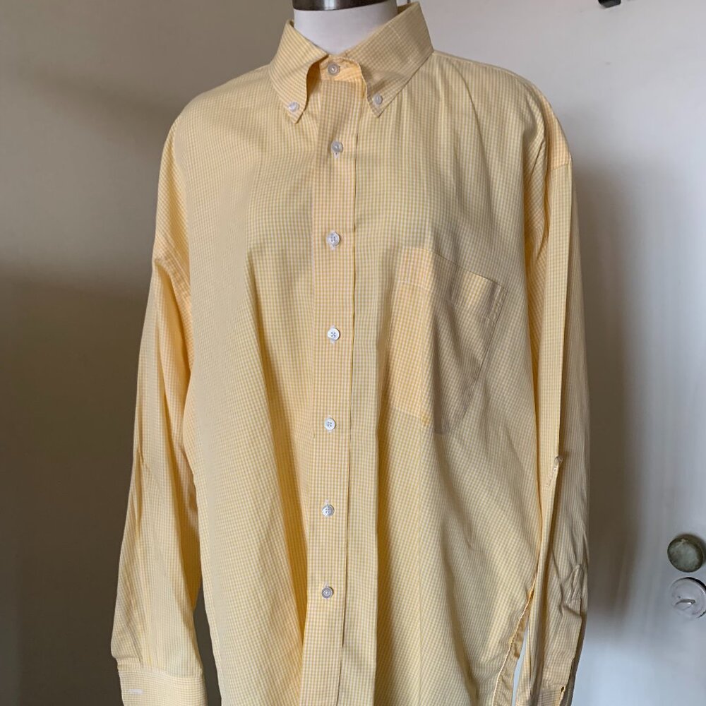 Bullock & Jones Button Down Yellow Shirt  MENS SIZE XL   100% COTTON MADE IN USA